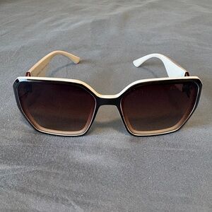 Beautiful coffee / white  Tinted Oversized Square Sunglasses